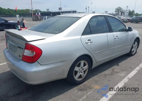 2002 Toyota Camry Se V6 z USA, uszkodzony, nr VIN 4T1BF30K92U501633